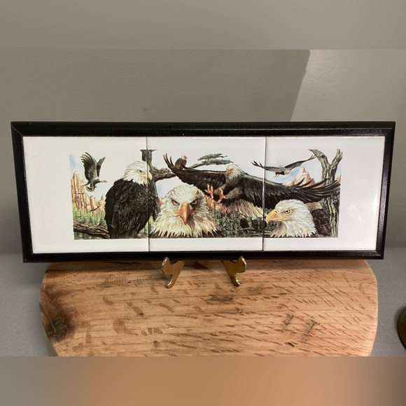 Banana Appeal Other - 🔵 Vintage - Ceramic Tile & Wood Crafted Eagle Themed Trivet / Decor - Like New